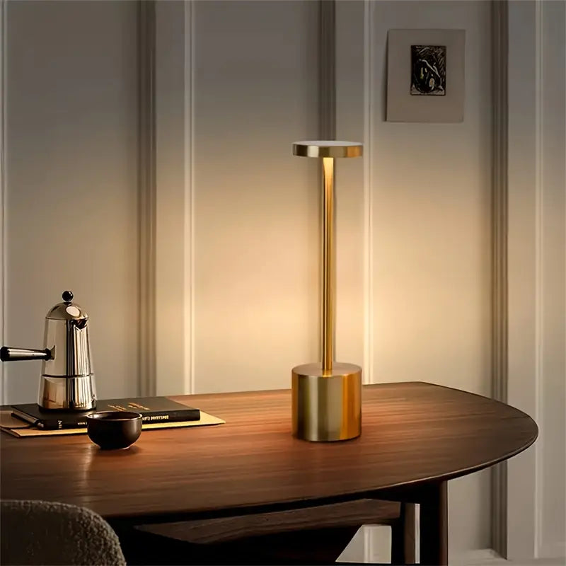 Creative Wireless High-End Metal LED Desk Lamp